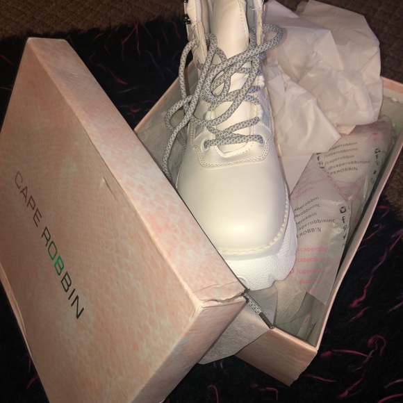 90s Rocker Chunky Lace Up Boots - Picture 6 of 7